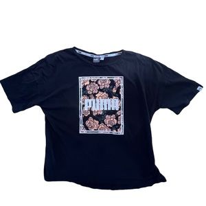 Woman’s Puma top
